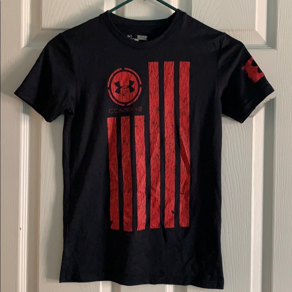 Boys UA shirt